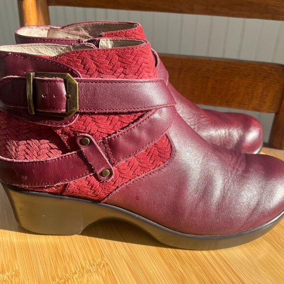 Alegria Women's Eva Boot Size 39/9 Red Leather Wedge Heel Platform Comfy Bootie - Picture 2 of 9